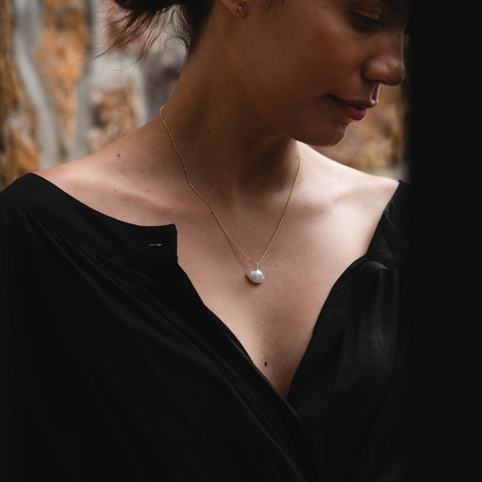 Lune Necklace | White Keshi Pearl and Golden Diamond Necklace